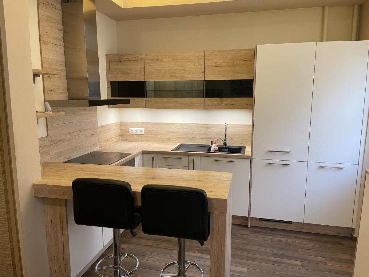 Hermes Apartament บูดาเปสต์ ภายนอก รูปภาพ