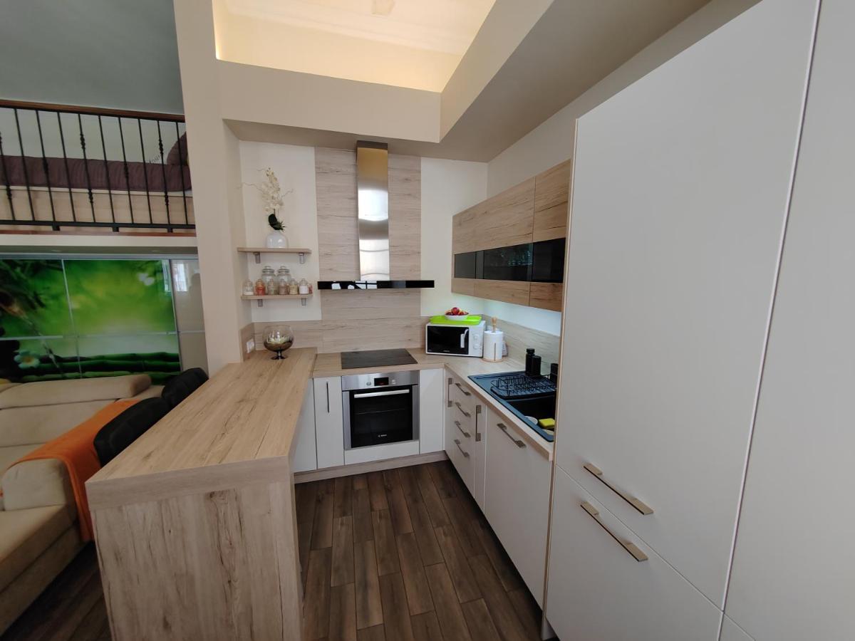 Hermes Apartament บูดาเปสต์ ภายนอก รูปภาพ